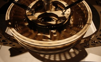 Apparatus 11 - Holographic Kinesigraph